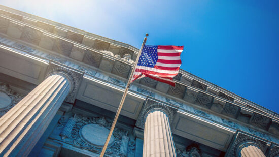 Government Contracts_Thumbnail_1200x800