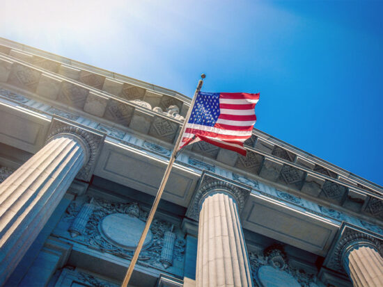 Government Contracts_Thumbnail_1200x800